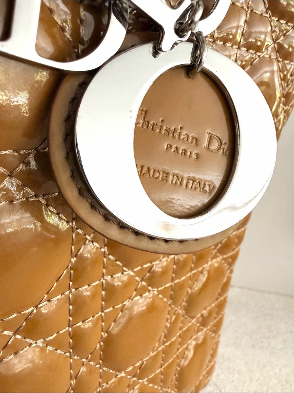 CHRISTIAN DIOR Lady Dior Mustard Gold Patent Cannage Bag + Strap - Picture 3 of 15
